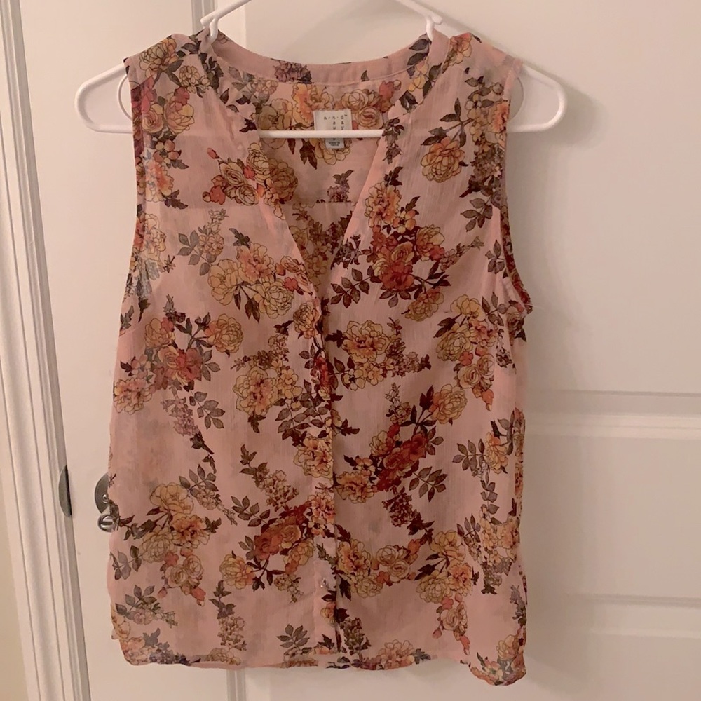 Pink floral blouse with rose gold buttons